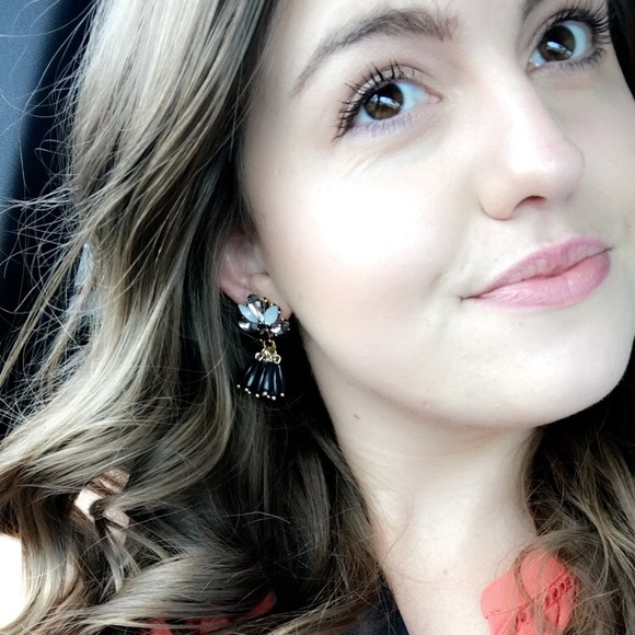 Meet your Posher, Madelyn - Picture 3 of 8